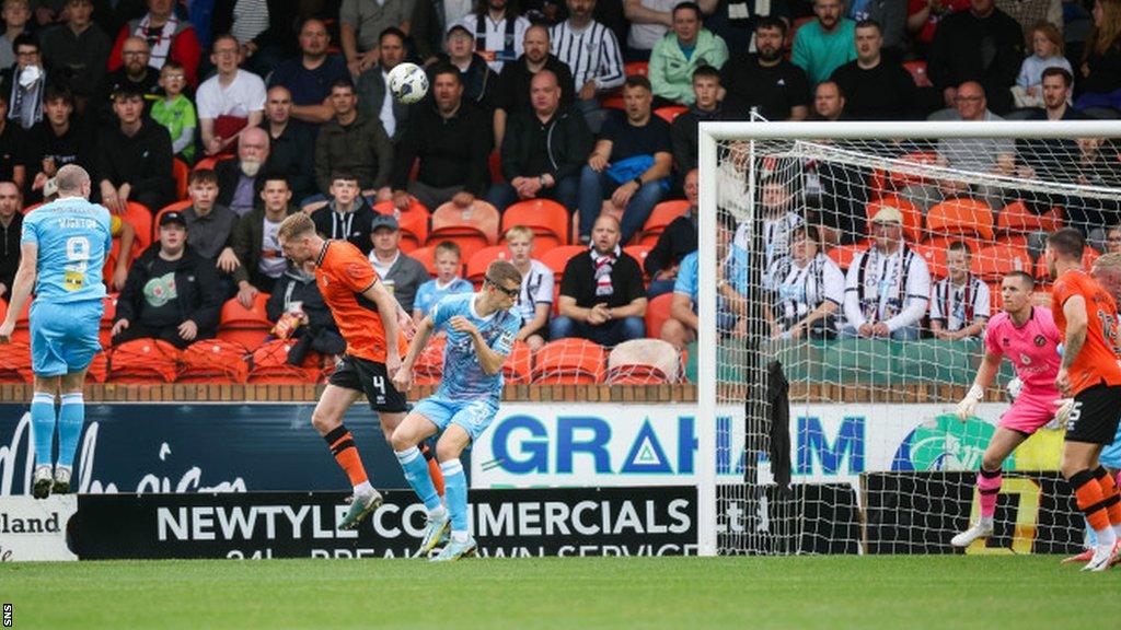 Craigh Wighton scores