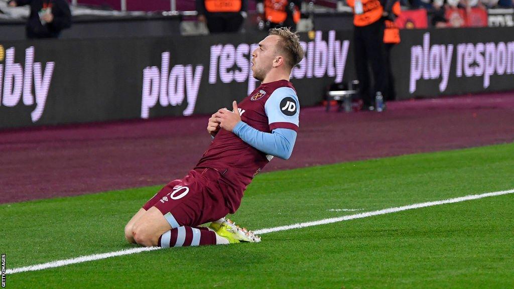 Jarrod Bowen celebrates scoring for West Ham