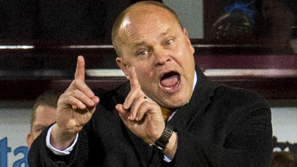 Dundee United manager Mixu Paatelainen