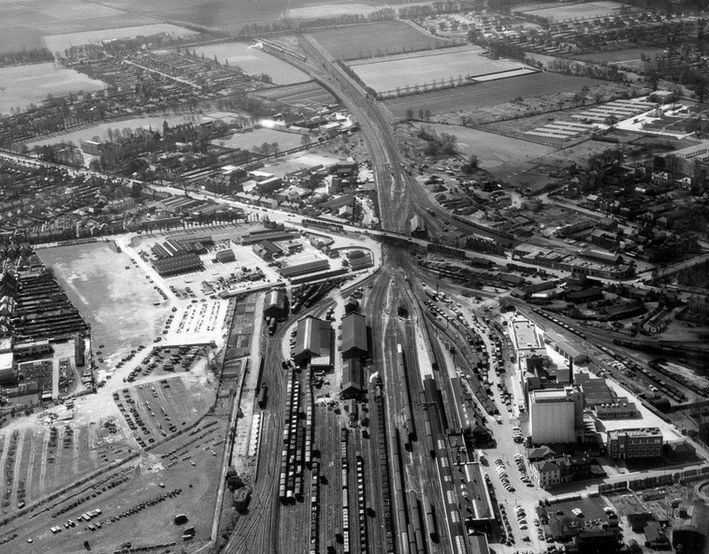 Cambridge railway station on the morning of 28 March 1959