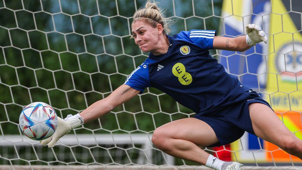  Goalkeeper Jenna Fife of Scotland warms up during the Scotland Women Training Session at BSC Stadium on June 3, 2024 in Belgrade, Serbia. 