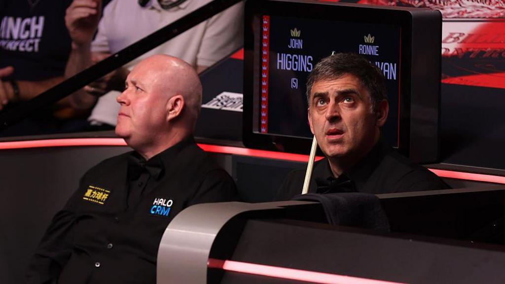John Higgins (left) and Ronnie O'Sullivan