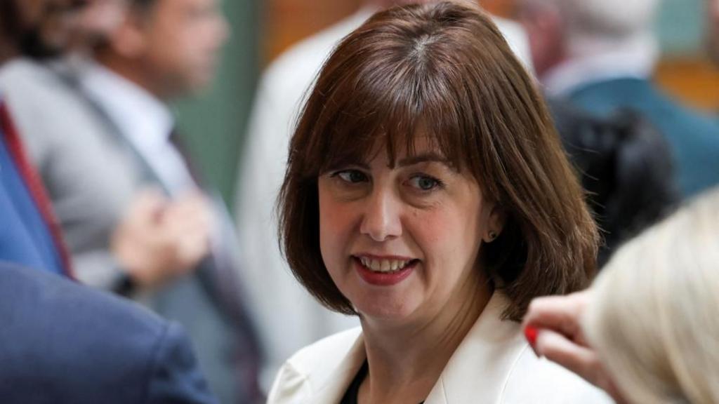 bbc.co.uk - Sunday with Laura Kuenssberg: Kemi Badenoch and Lucy Powell face questions as Andy Burnham set to become PM