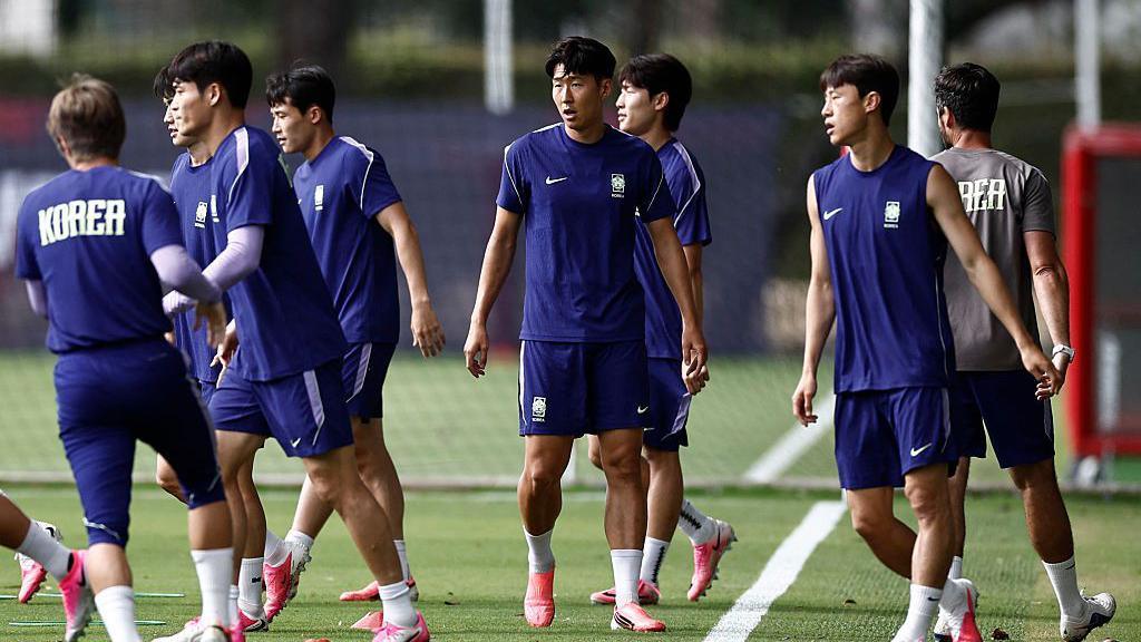 Son Heung-min and team-mates in South Korea training