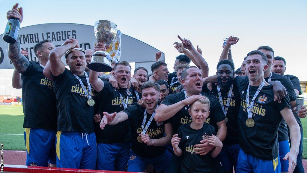 Barry Town celebrate after winning the 2022-23 Cymru South