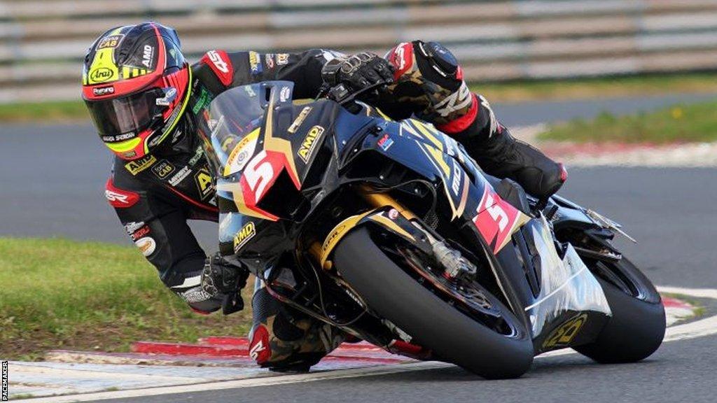 Richard Kerr was a convincing winner of Saturday's Superbike race