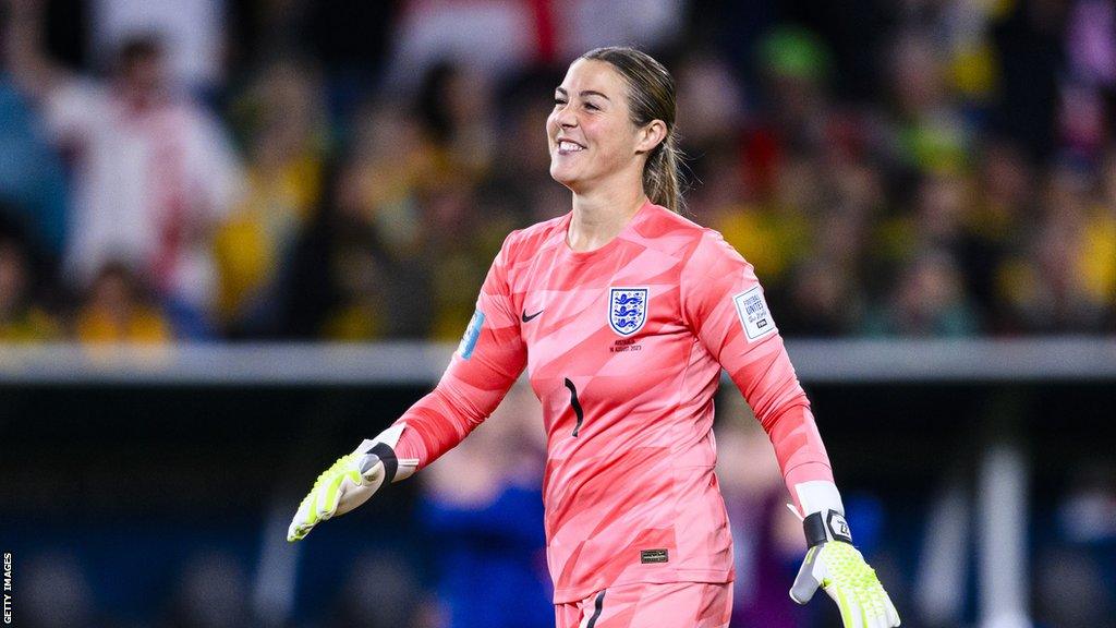 Mary Earps playing for England