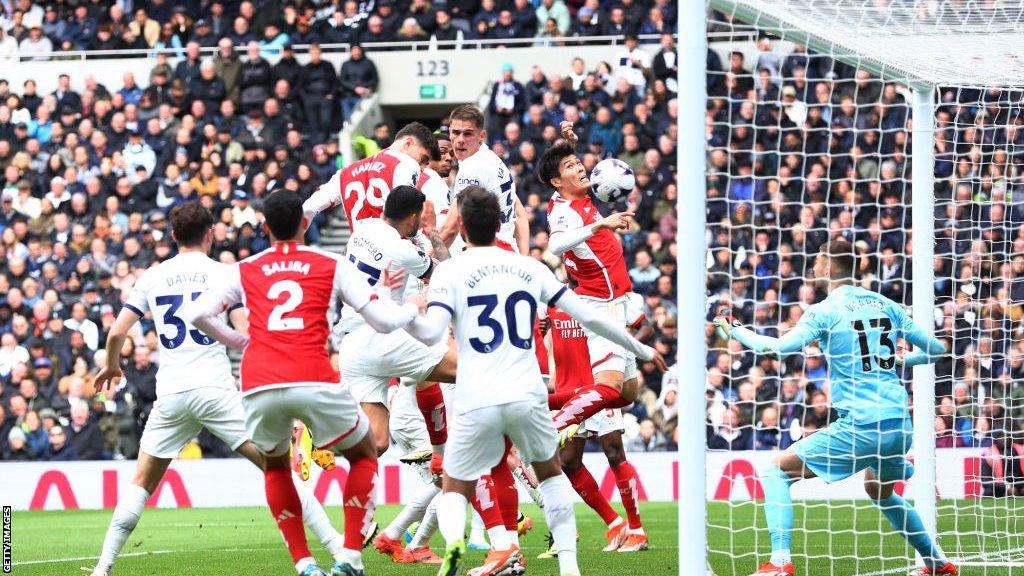 Kai Havertz scores Arsenal's third goal