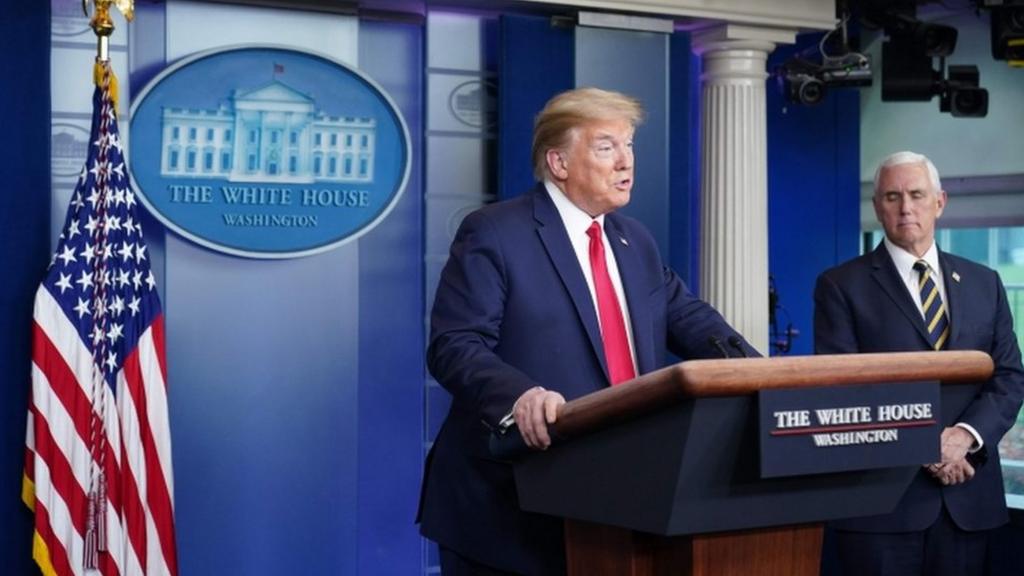 US President Donald Trump and Vice-President Mike Pence at the White House, 22 April 2020