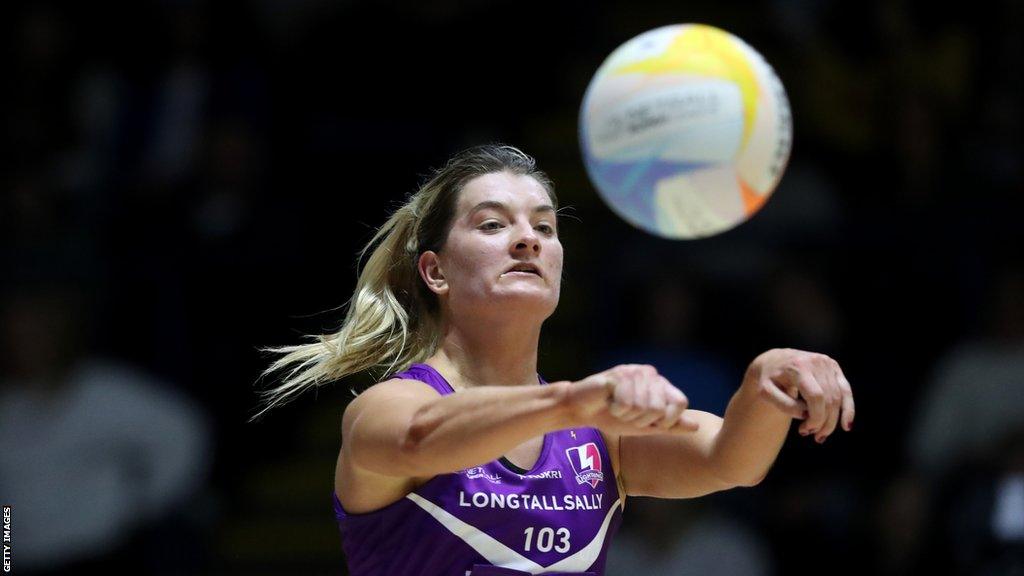 Fran Williams throws the ball for Loughborough Lightning