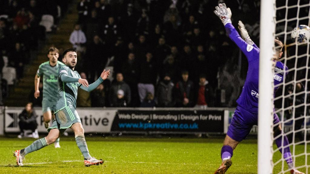 St Mirren v Celtic