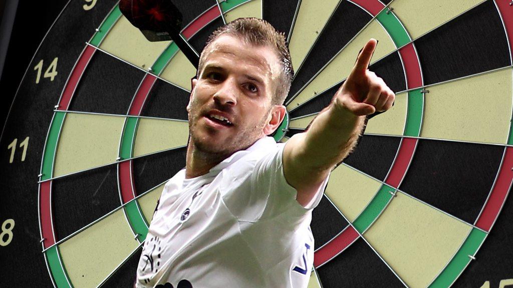 Rafael van der Vaart's body on a darboard