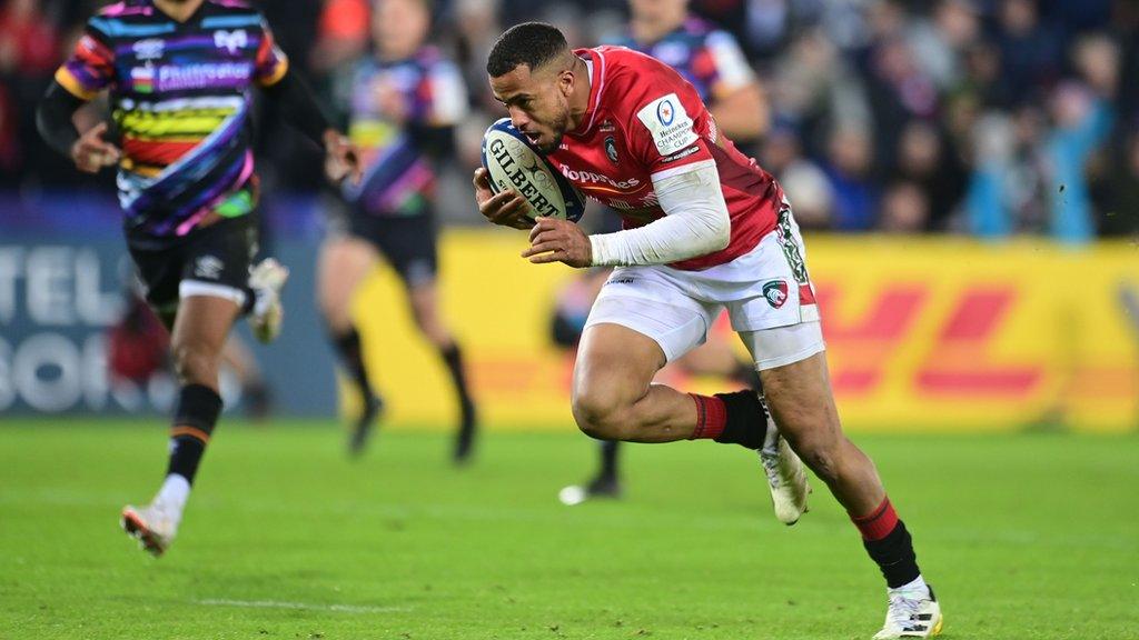 Leicester's Anthony Watson scores against Ospreys