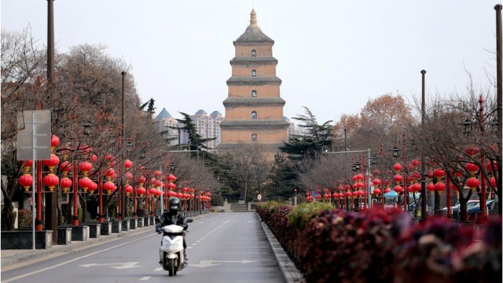 Delivery rider on the streets of Xi'an