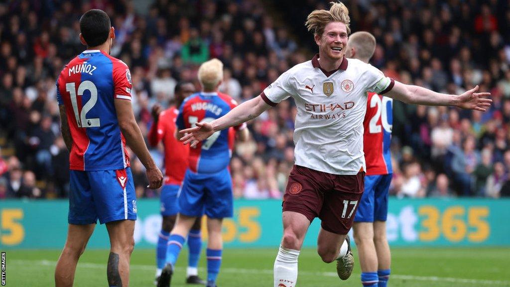 Kevin de Bruyne celebrates against Crystal Palace