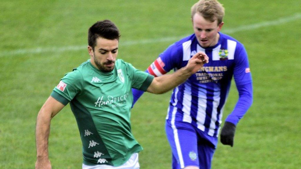 Guernsey FC v Chertsey Town