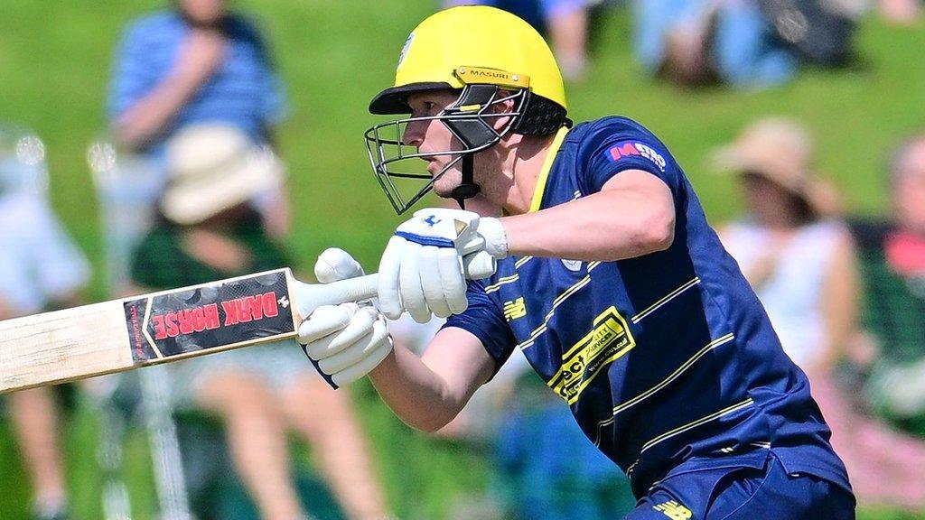 Aneurin Donald batting