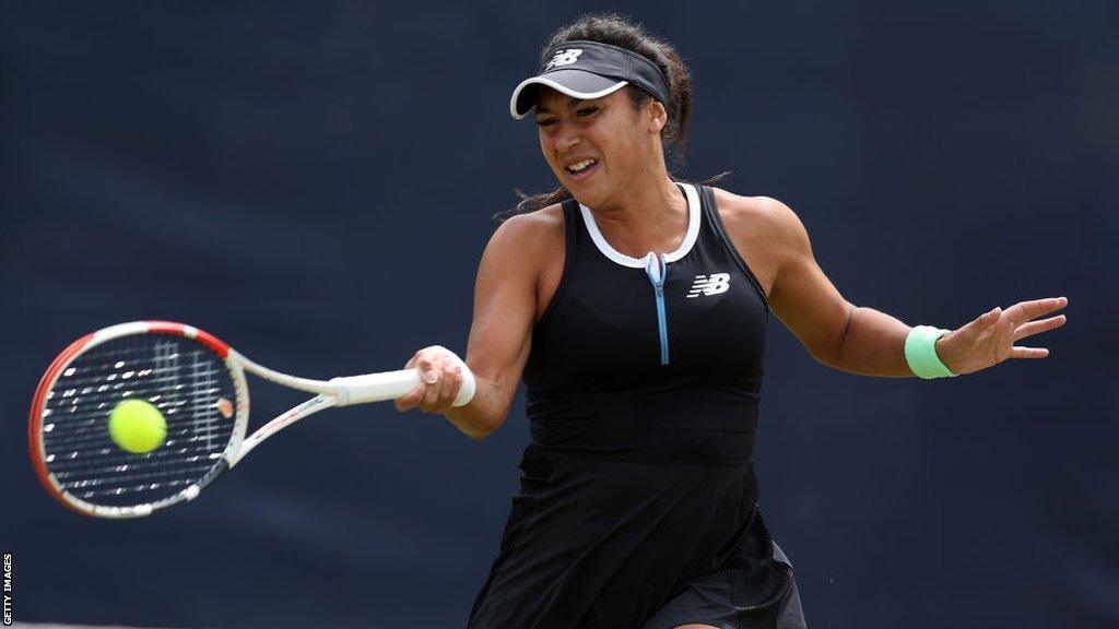 Heather Watson hits a forehand