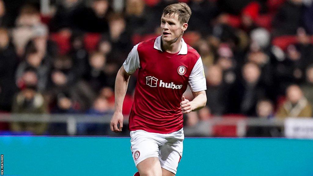 Rob Atkinson playing for Bristol City