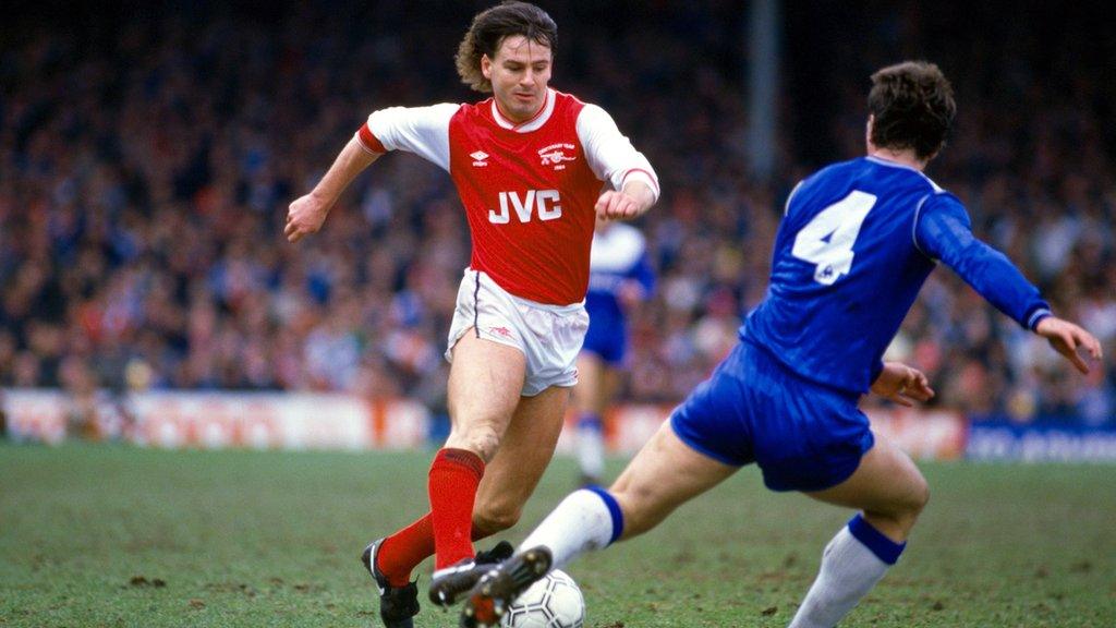 Arsenal player Charlie Nicholas in action during a Canon League Division One match between Arsenal and Everton at Highbury stadium, in April 1986