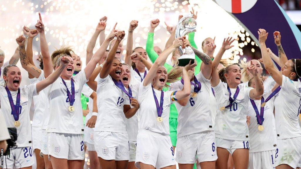 England players lift the Euro 2022 title