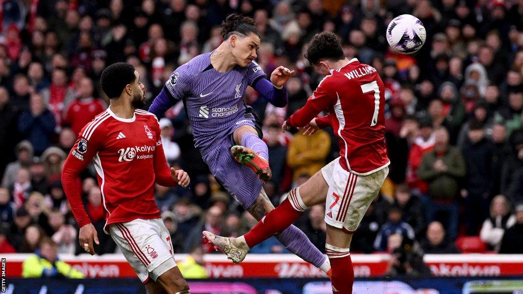 Darwin Nunez scores late winner for Liverpool at Nottingham Forest