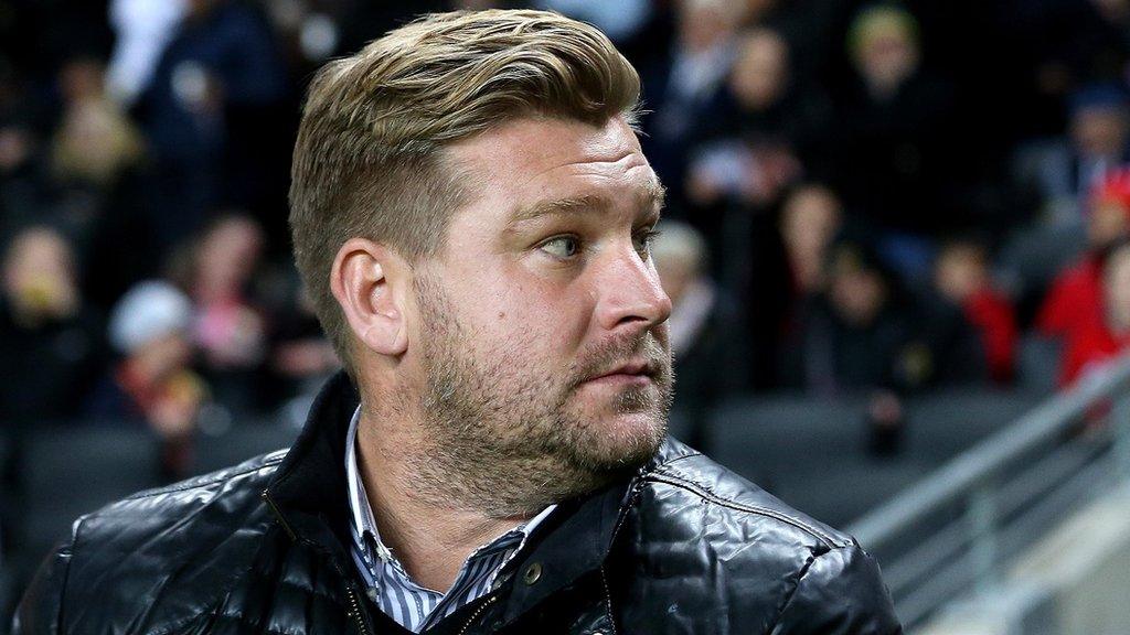 Karl Robinson