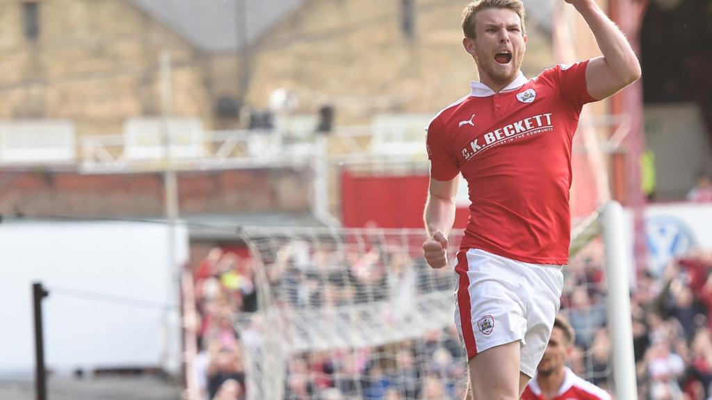 Barnsley's Sam Winnall