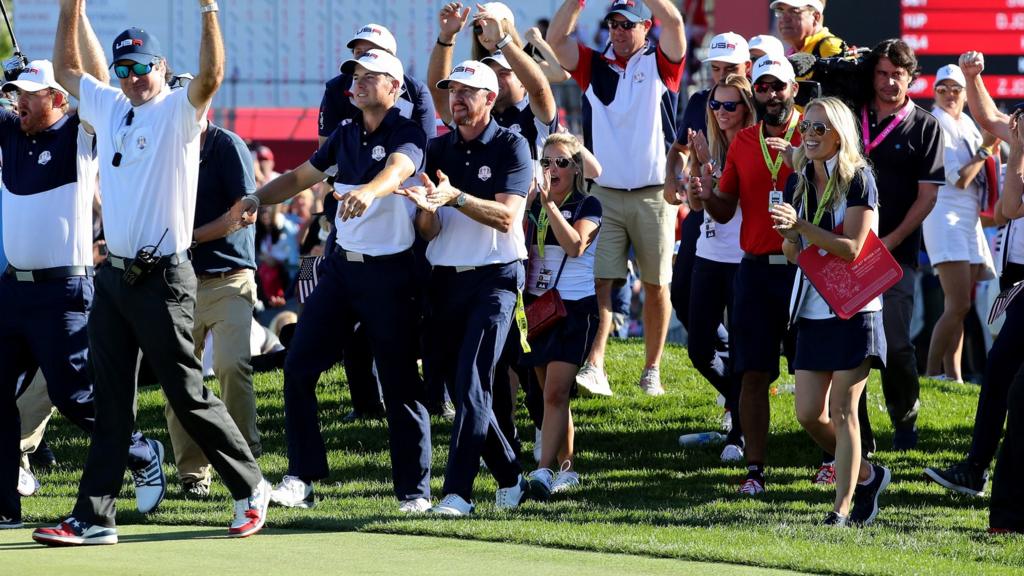 USA celebrate