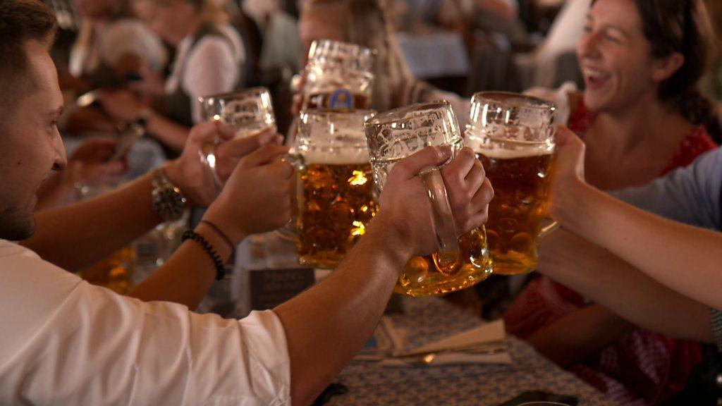 Drinking in the Munich Hofbräuhaus