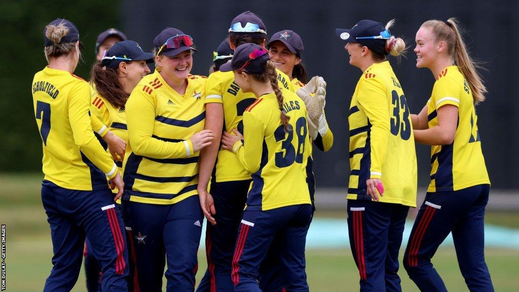 The Blaze celebrate taking the wicket of Lizelle Lee