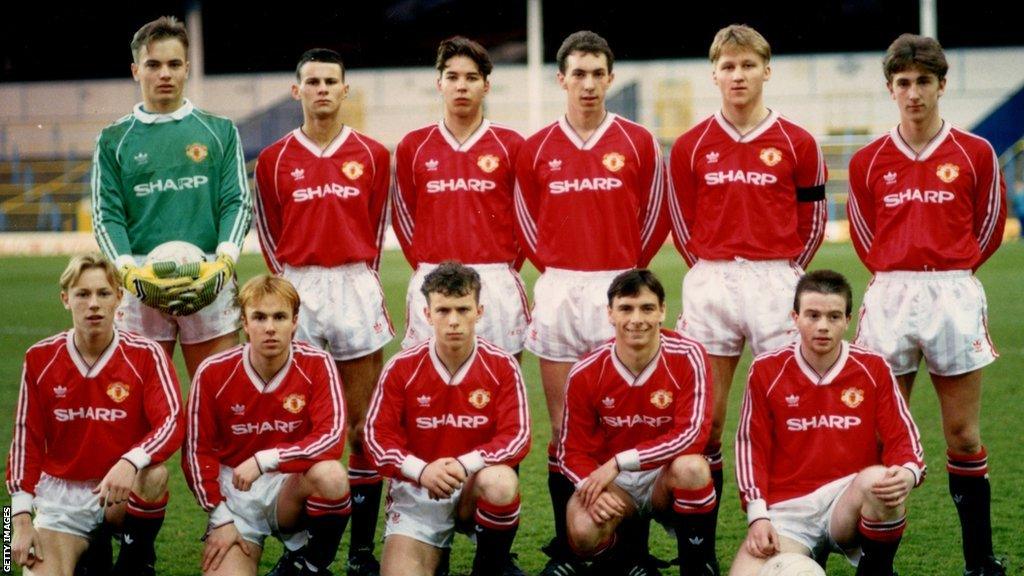 Manchester United FA Youth Cup side for their semi-final in 1990