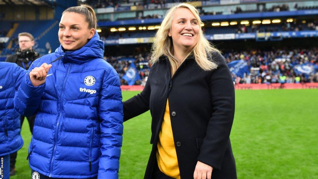 Emma Hayes and Johanna Rytting Kaneryd after beating Tottenham in 2022