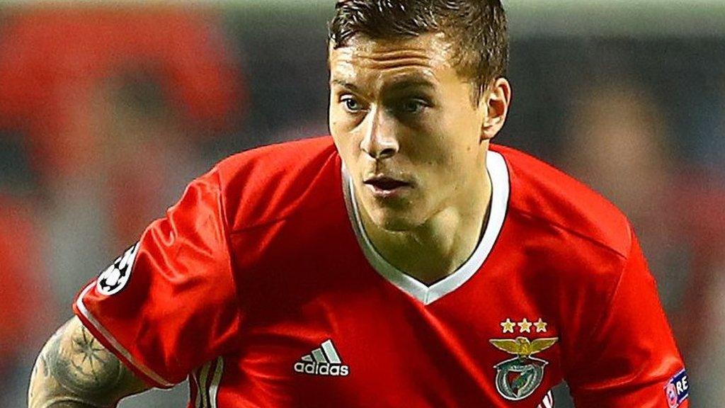 Victor Lindelof