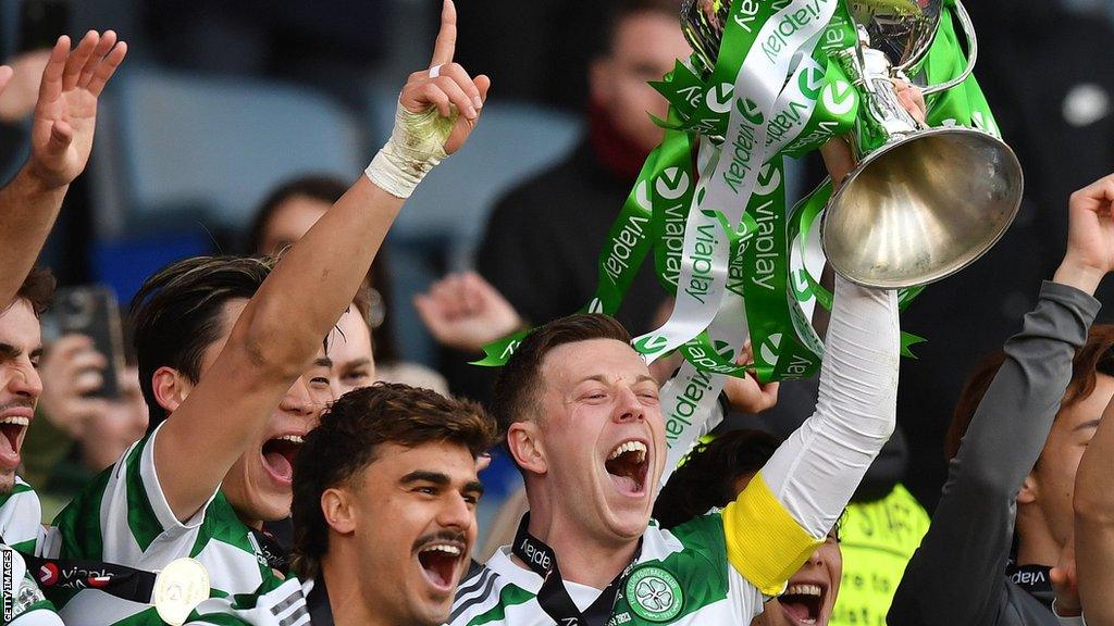 Celtic lift the Viaplay Cup