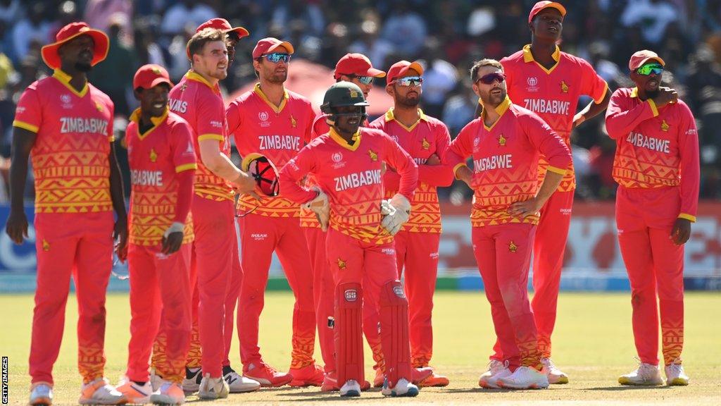 Zimbabwe team playing Sri Lanka