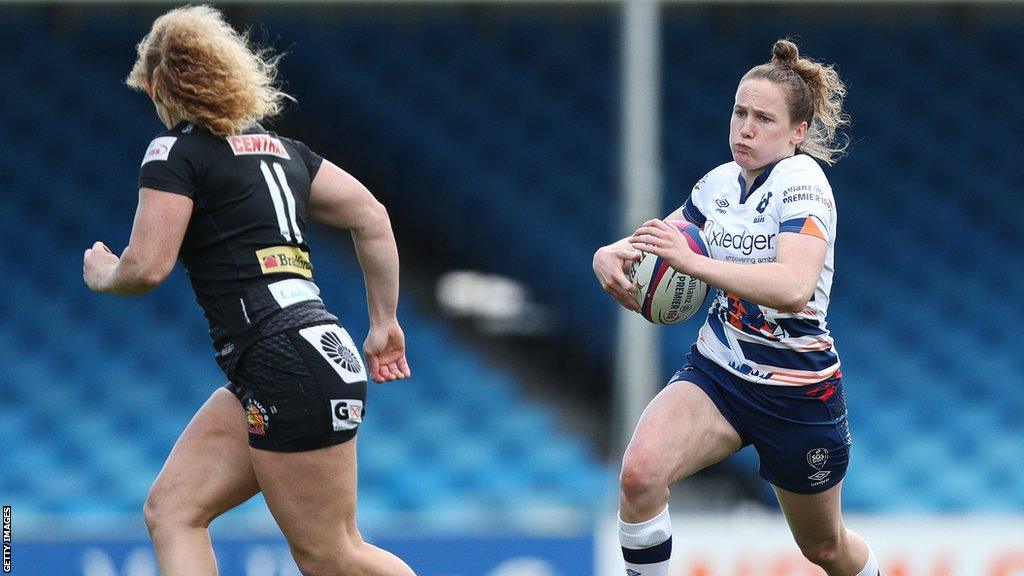 Bristol Bears' Jenny Hesketh runs with the ball