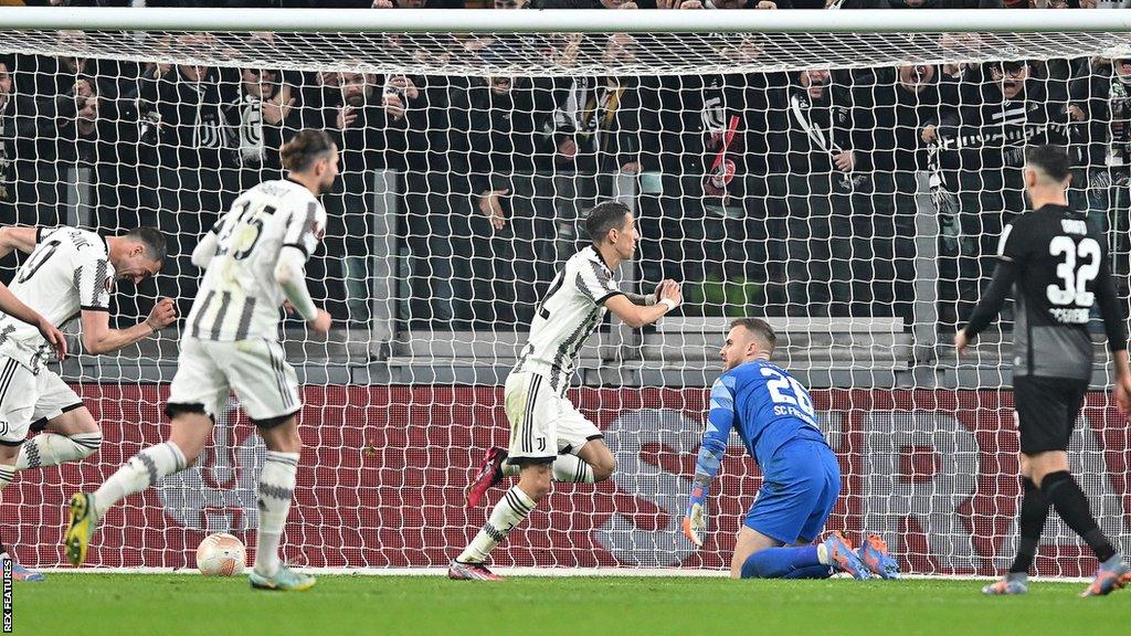 Angel di Maria gives Juventus the lead against Freiburg in the Europa League