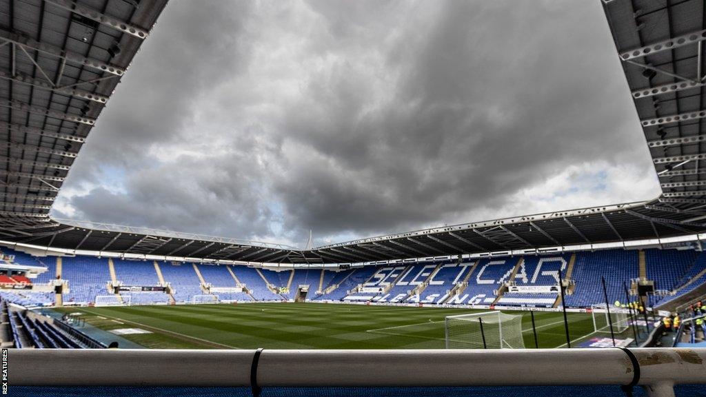 Reading face three EFL charges for failing to pay players on time and in full BBC Sport