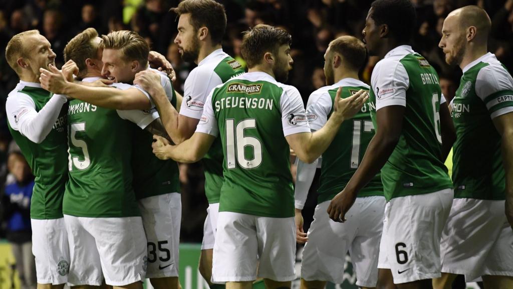 Hibernian celebrate taking the lead