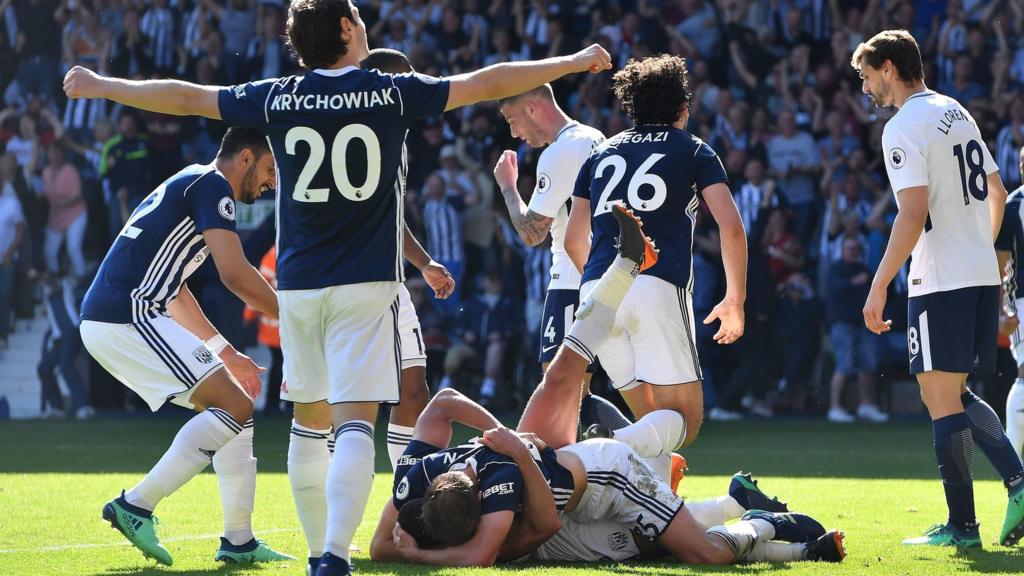 Jake Livermore celebrates