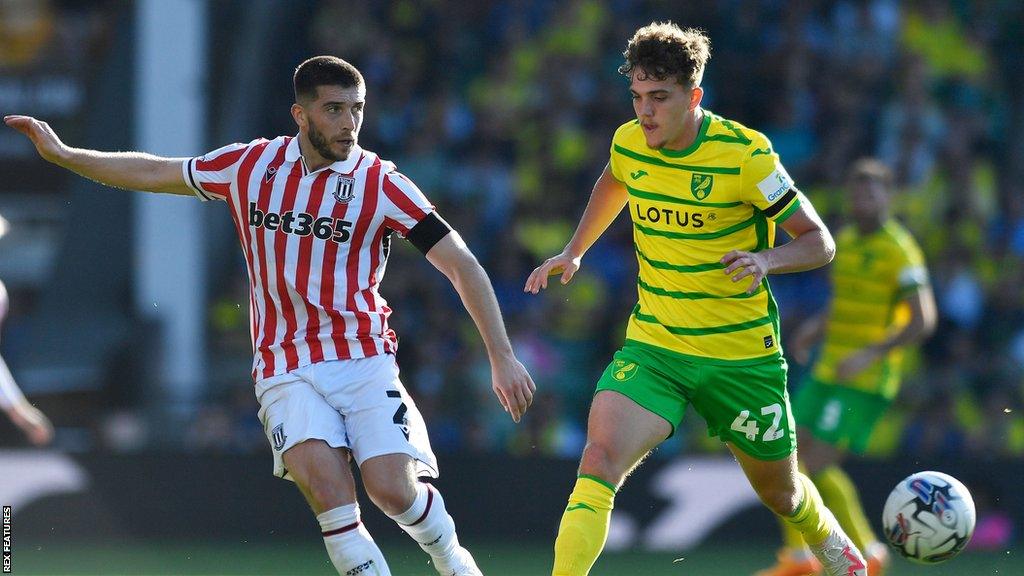 Stoke City's Lynden Gooch playing against Norwich