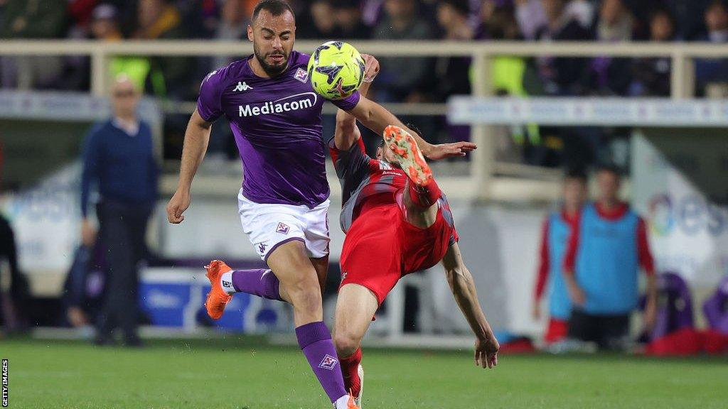 Arthur Mendonça Cabral of Fiorentina in action against Cremonese