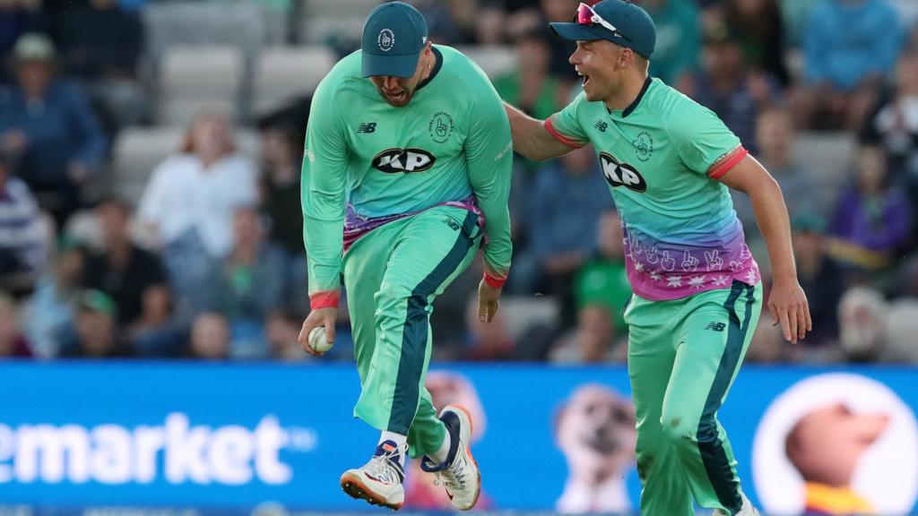 Roy celebrates catch with Sam Curran