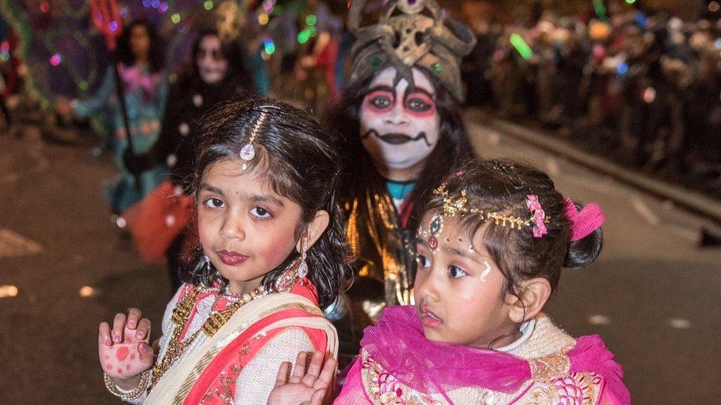 Along with the traditional parade floats, local school kids got into the spirit