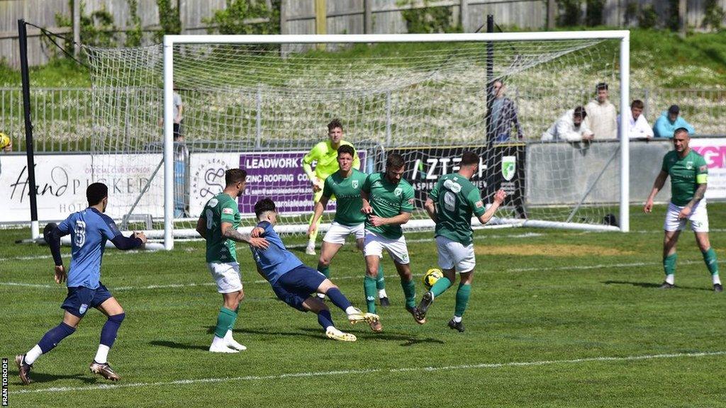 Guernsey FC v Walton and Hersham