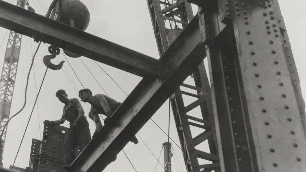 Workers on the Empire State building