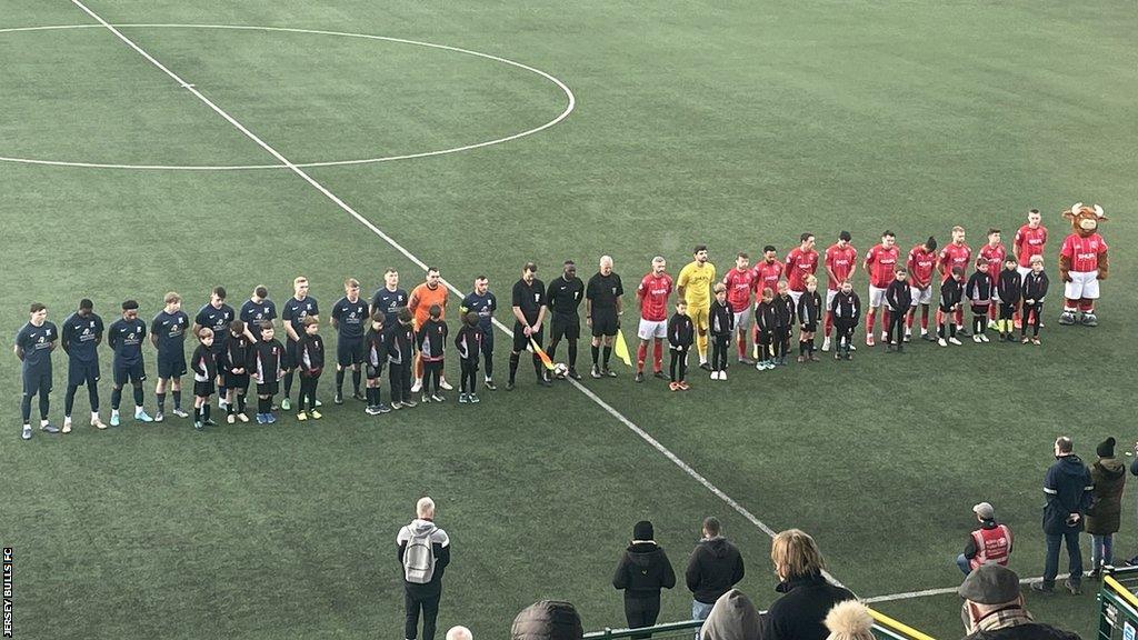 Minute's silence at Jersey Bulls