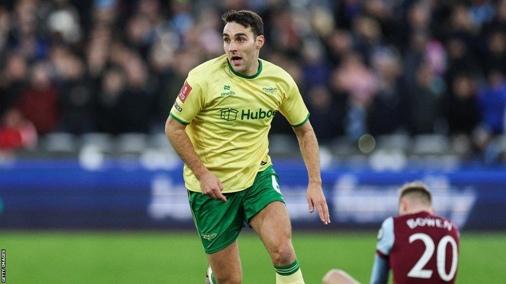 Matty James runs with the ball during Bristol City's game with Nottingham Forest