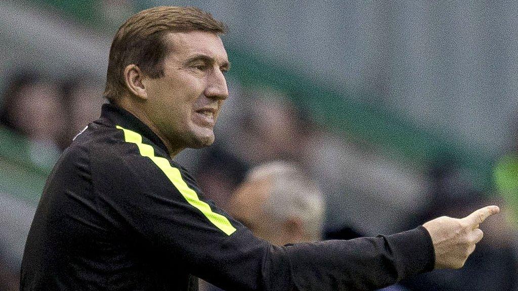 Hibernian head coach Alan Stubbs